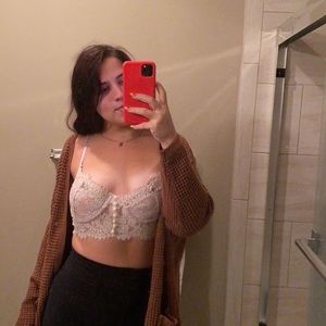 Meet your Posher, Kylee